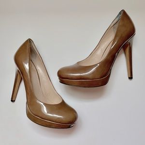 Vince Camuto tan/brown heels size 6